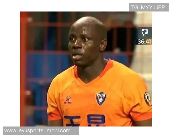 博主透露鲲城曾与穆谢奎谈解约降薪未果并欲与多米尼克解约