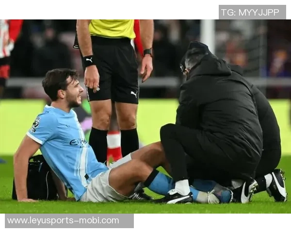 曼晚报道罗德里有望复出对阵利物浦科瓦契奇脚踝伤势仍未痊愈